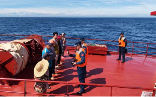 同门证券 海南儋州海警局打击非法捕捞 专项行动查获4艘涉案渔船